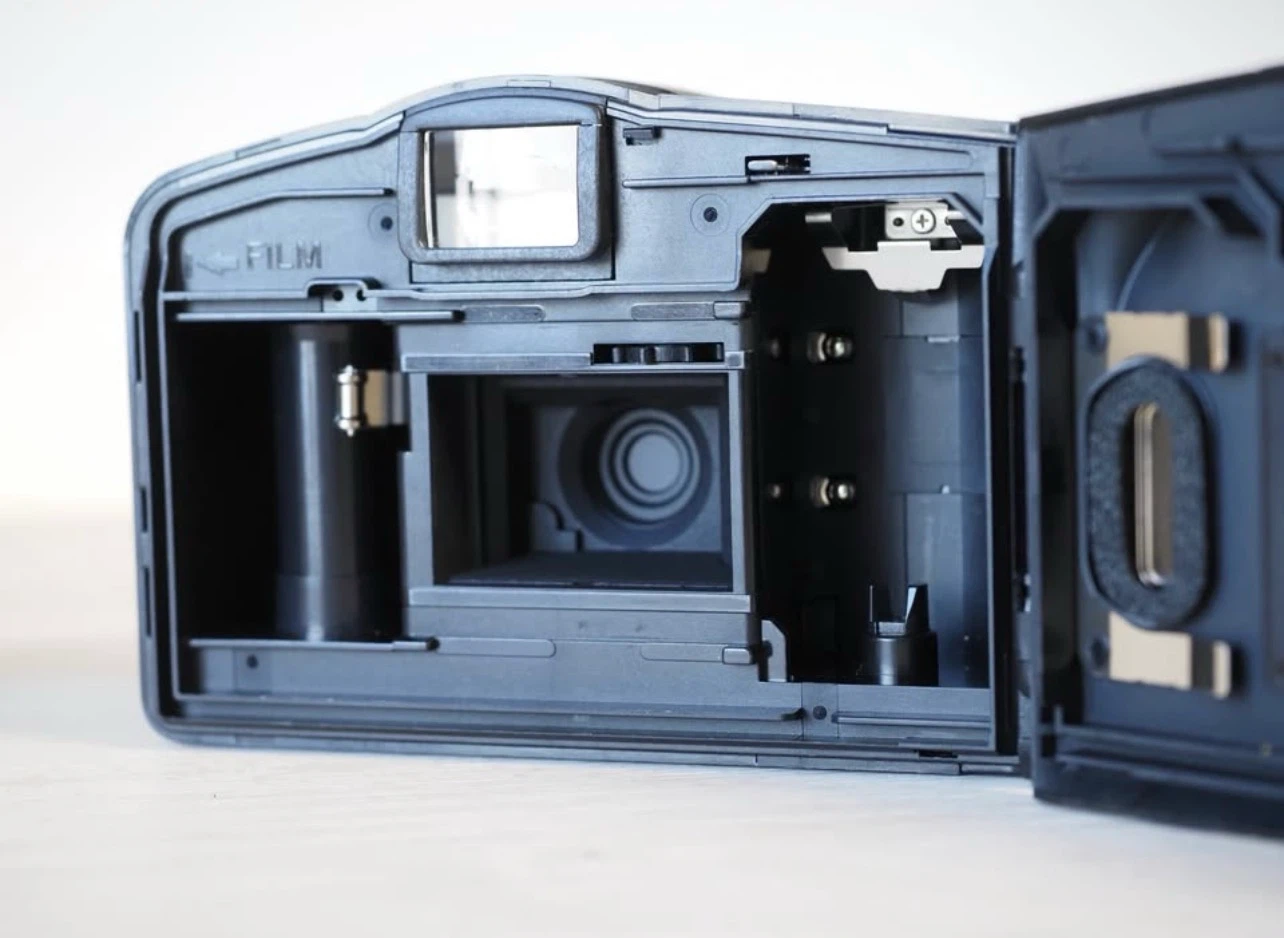Canon Sure Shot Owl 35mm Film Camera - photo 4