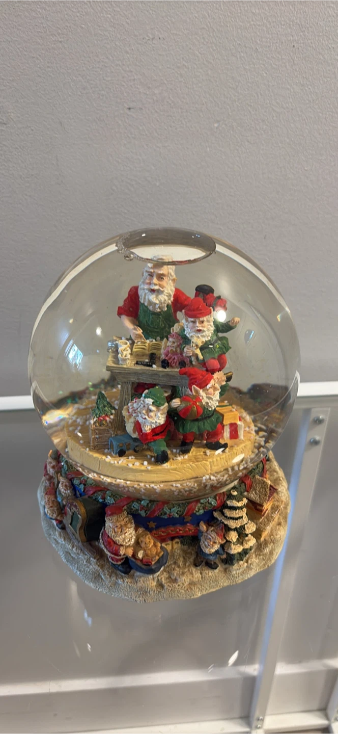 Santa's Workshop Christmas Snow Globe - photo 2