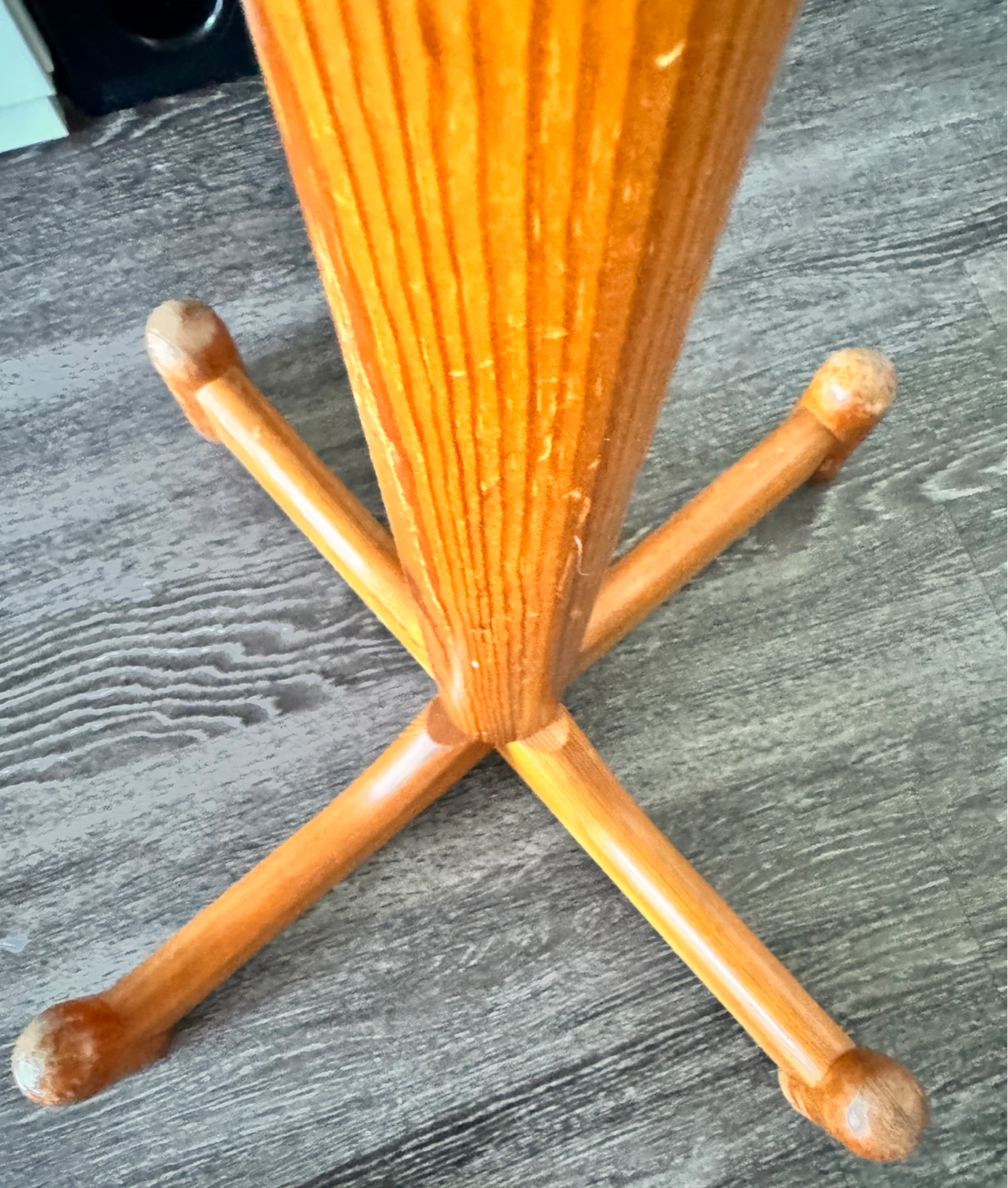 Wooden Coat Rack - photo 3