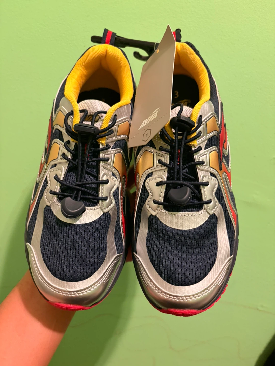 New Avia Shoes Size 3
