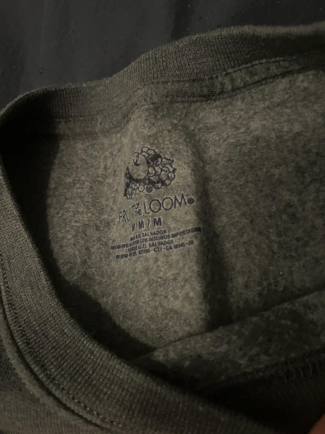 Fruit of the Loom Crewneck Sweatshirt Medium - photo 3