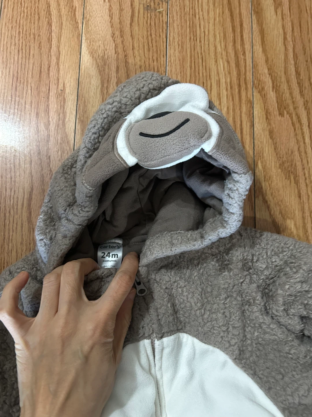 Carter's Sloth Fleece Onesie costume Size 2T - photo 2