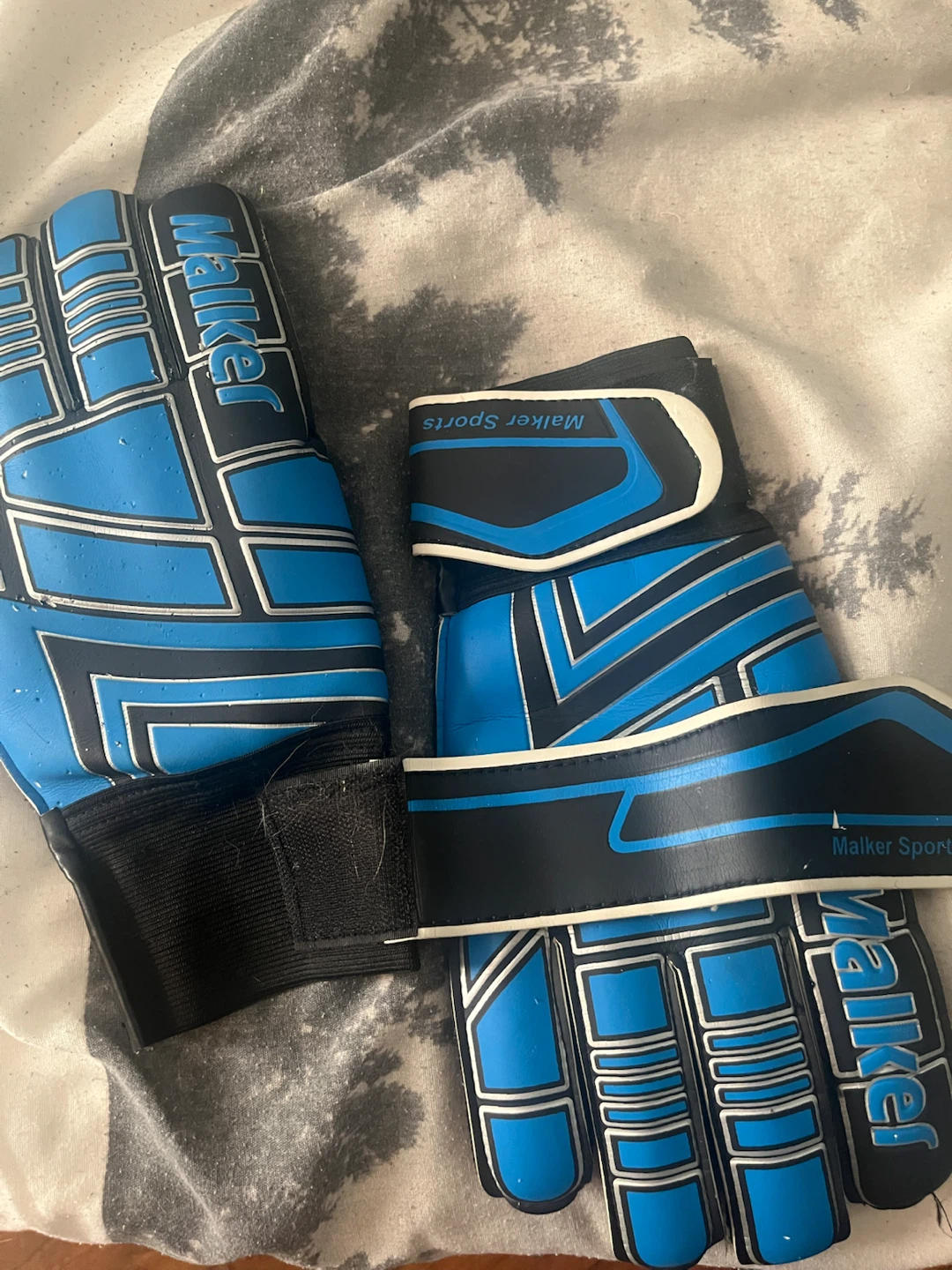 Malker Sports Soccer Goalkeeper Gloves - photo 2