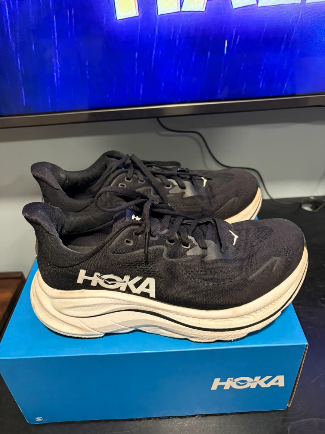 HOKA Clifton 10s women’s - photo 3