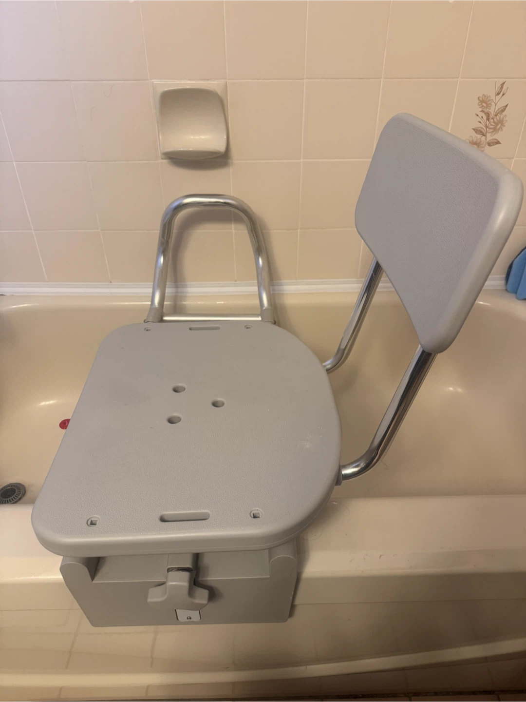 Adjustable Bathtub Transfer Bench - photo 5