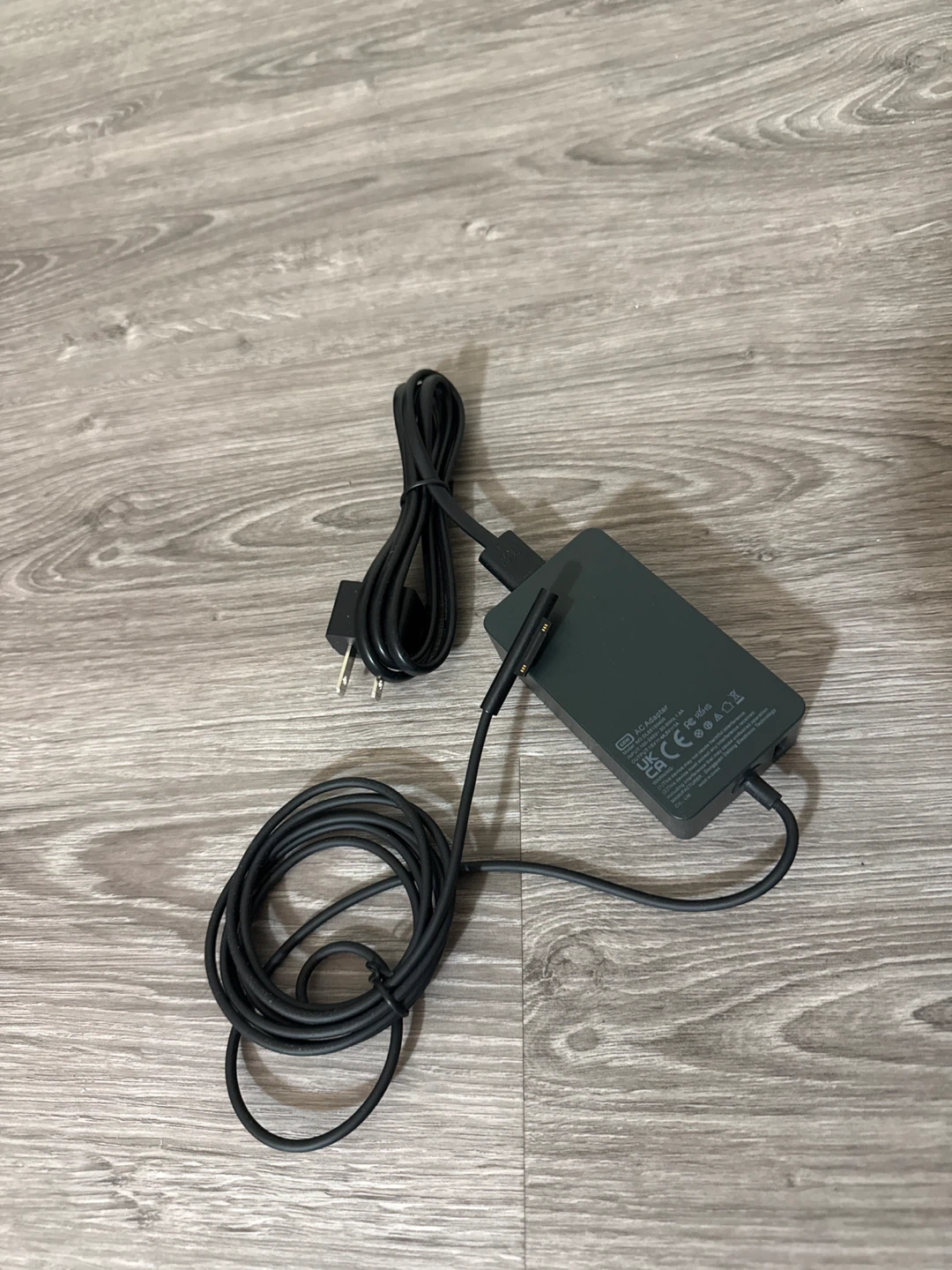 Microsoft Surface 65W AC Power Adapter
