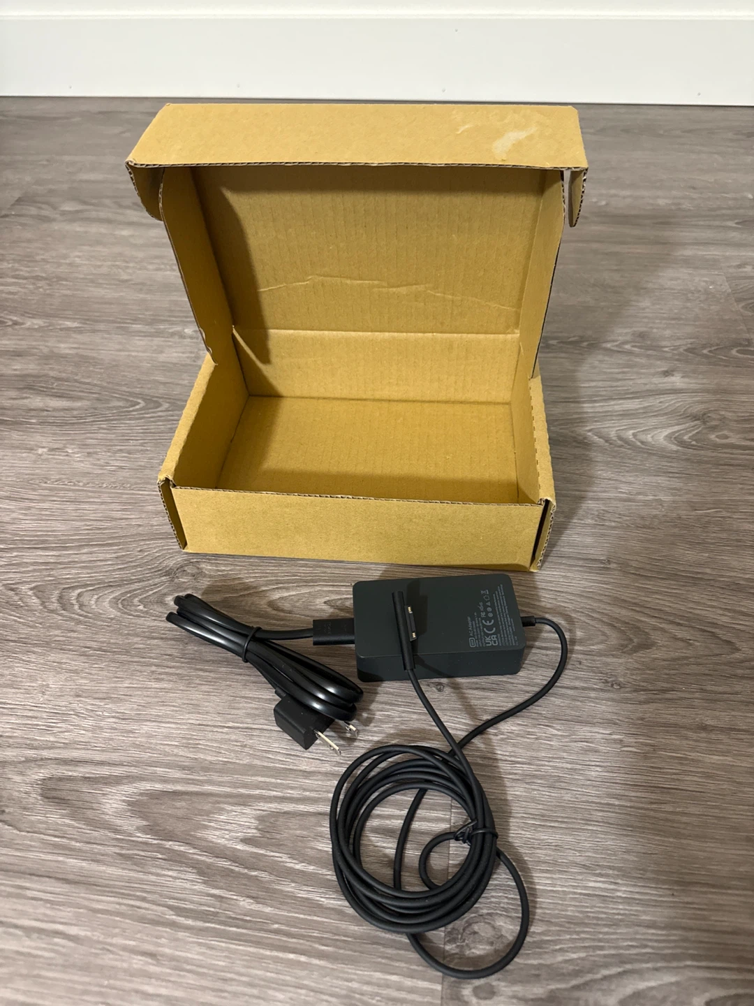 Microsoft Surface 65W AC Power Adapter - photo 2