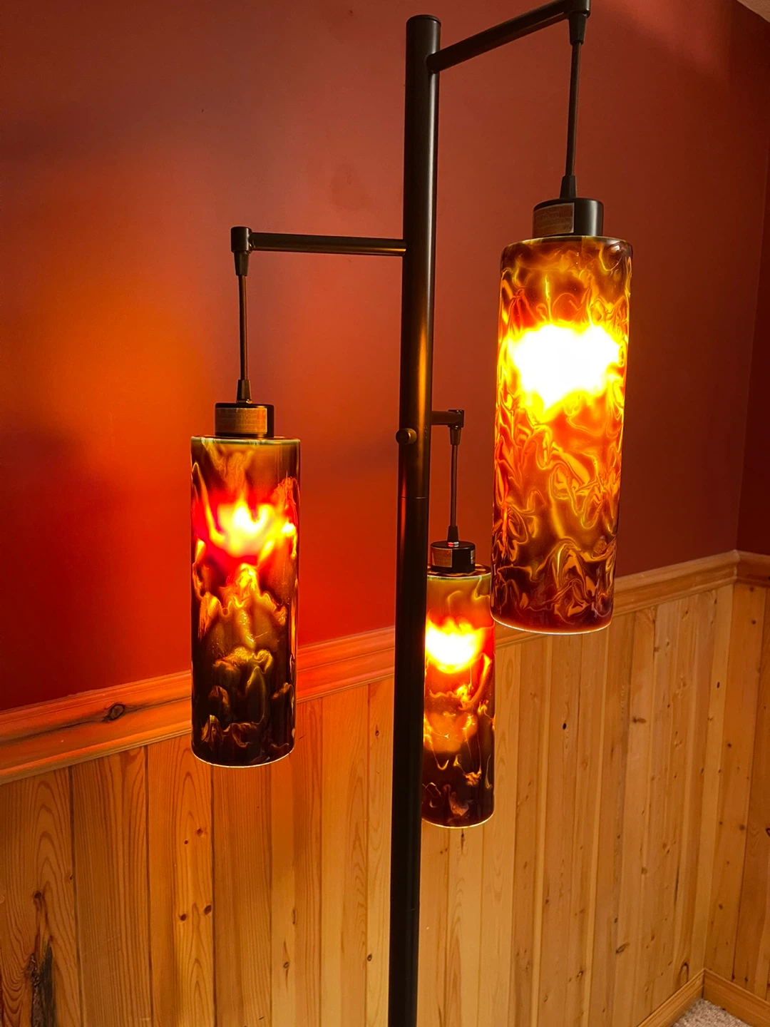 A beautiful 3-shade stained glass floor lamp - photo 4