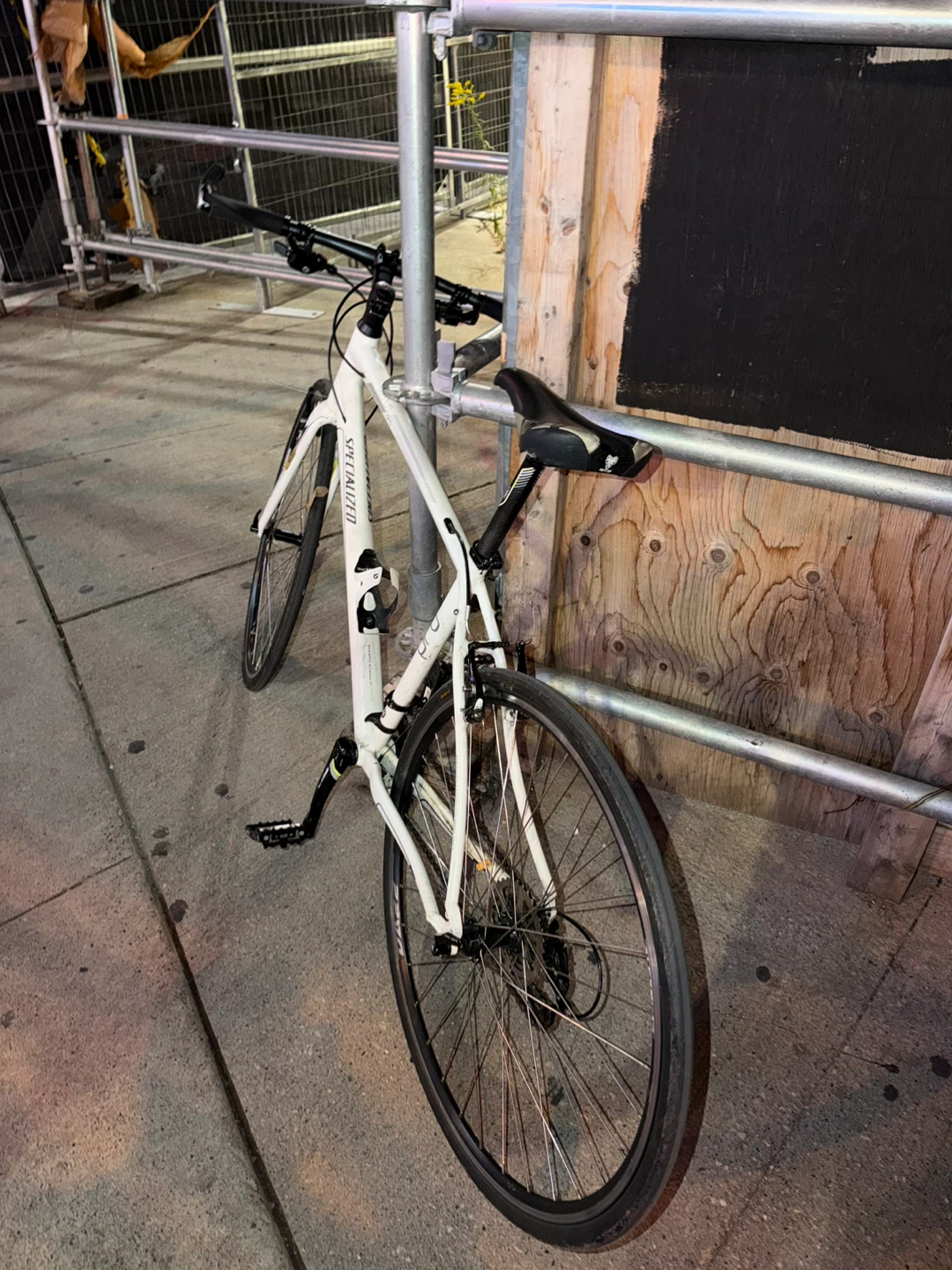 Specialized Sirrus Pro Hybrid Bicycle - photo 2