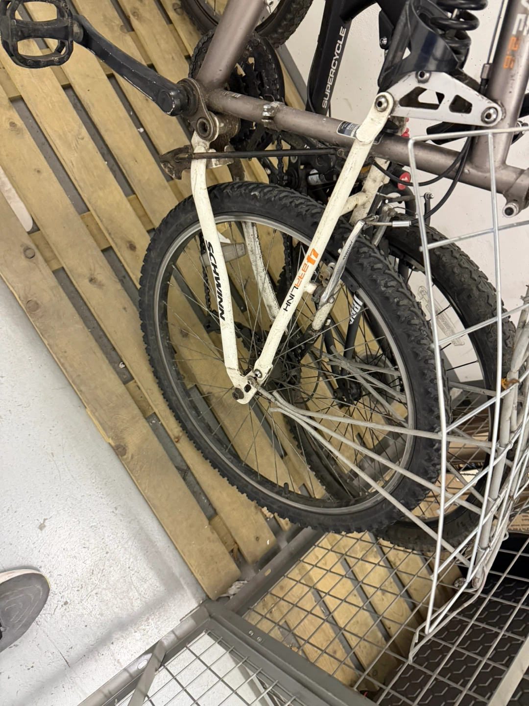 Schwinn Incentive 2.6 Mountain Bike - photo 3