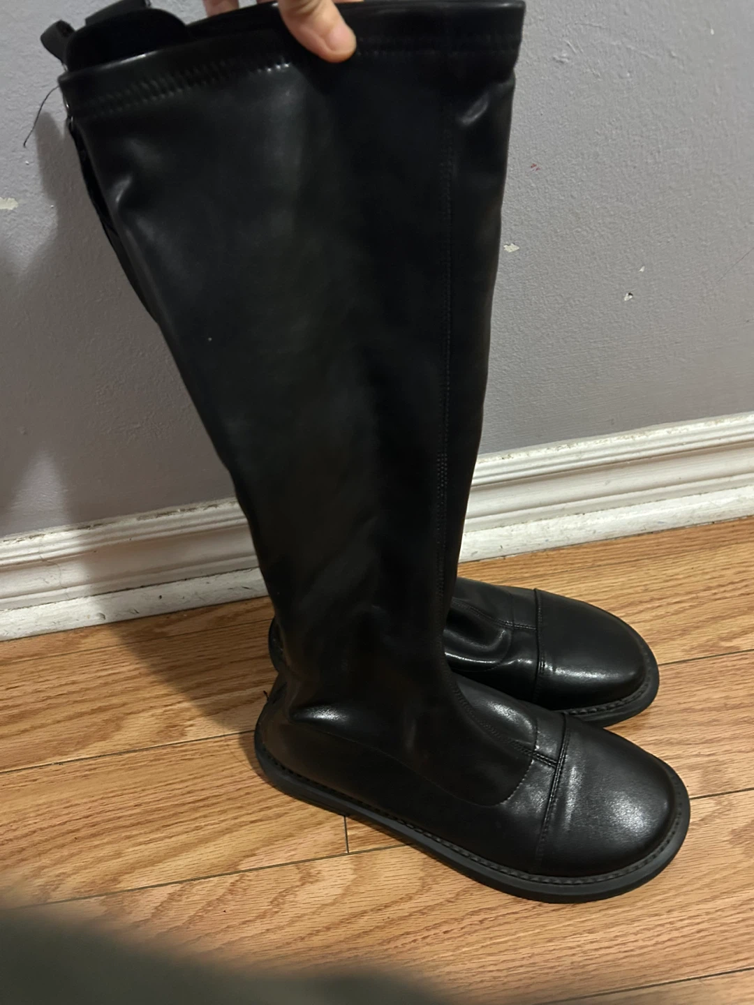 Black Knee-High Boots women Size 8