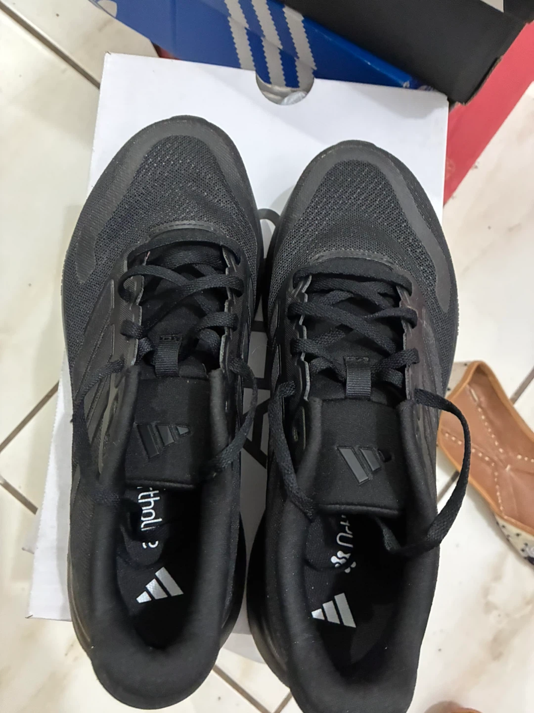 Adidas Black Running Shoes US Size 7 - photo 4