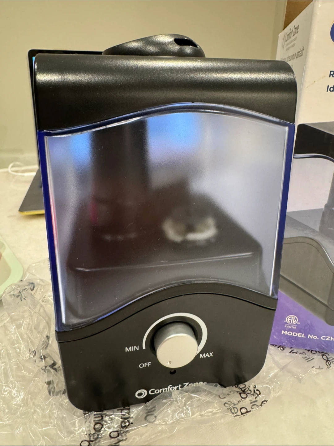 Comfort Zone Portable Ultrasonic Humidifier - photo 2