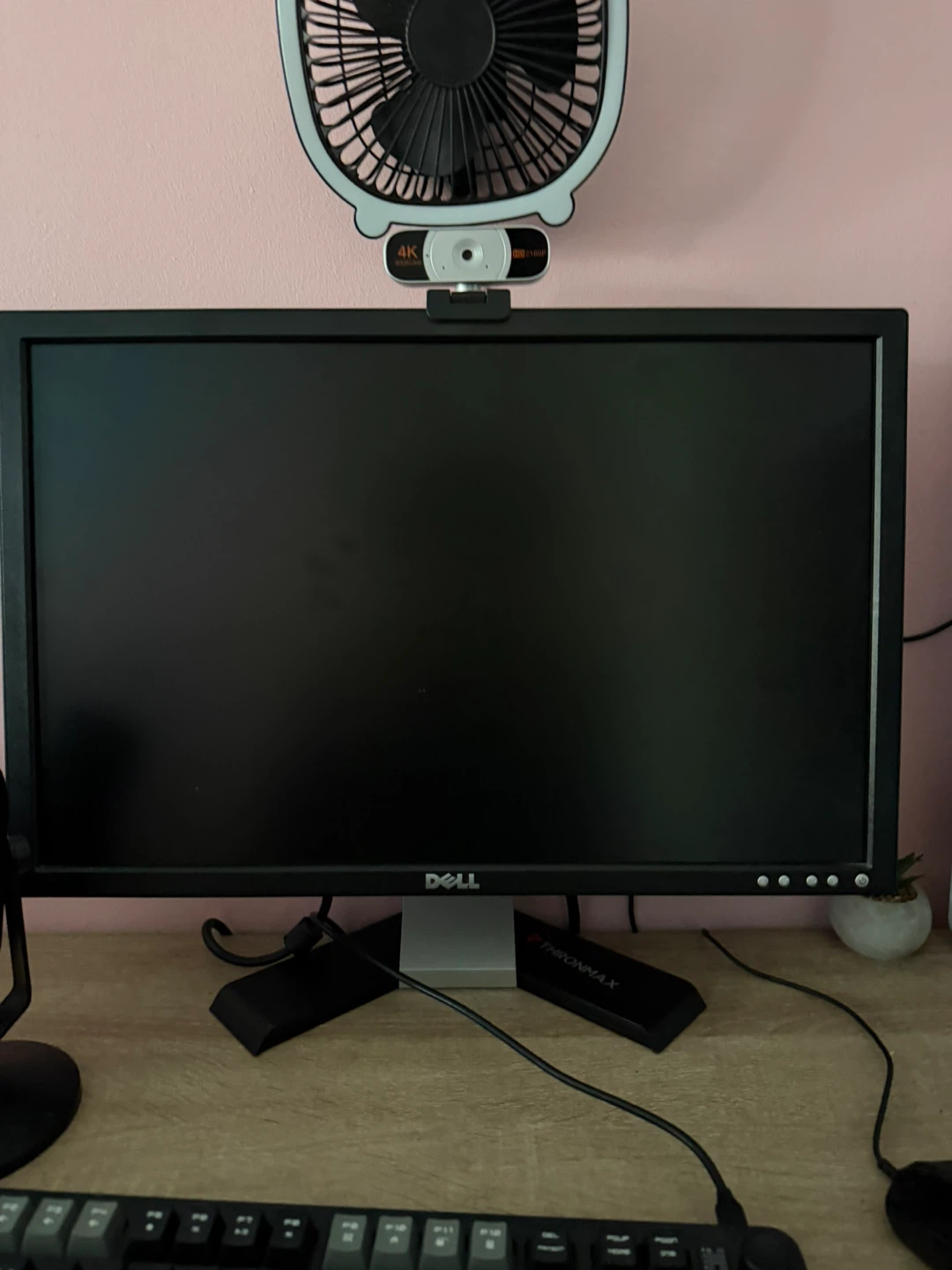 Trading my gaming pc setup for gaming laptop - photo 5