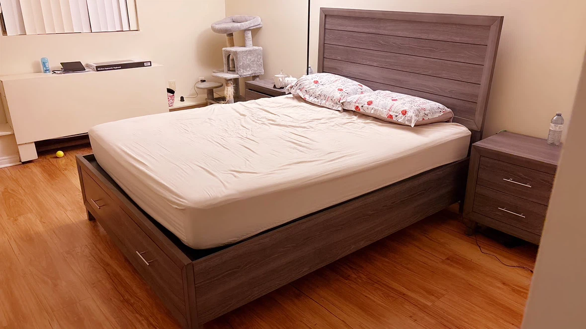 3 pc queen bedroom set+mattress