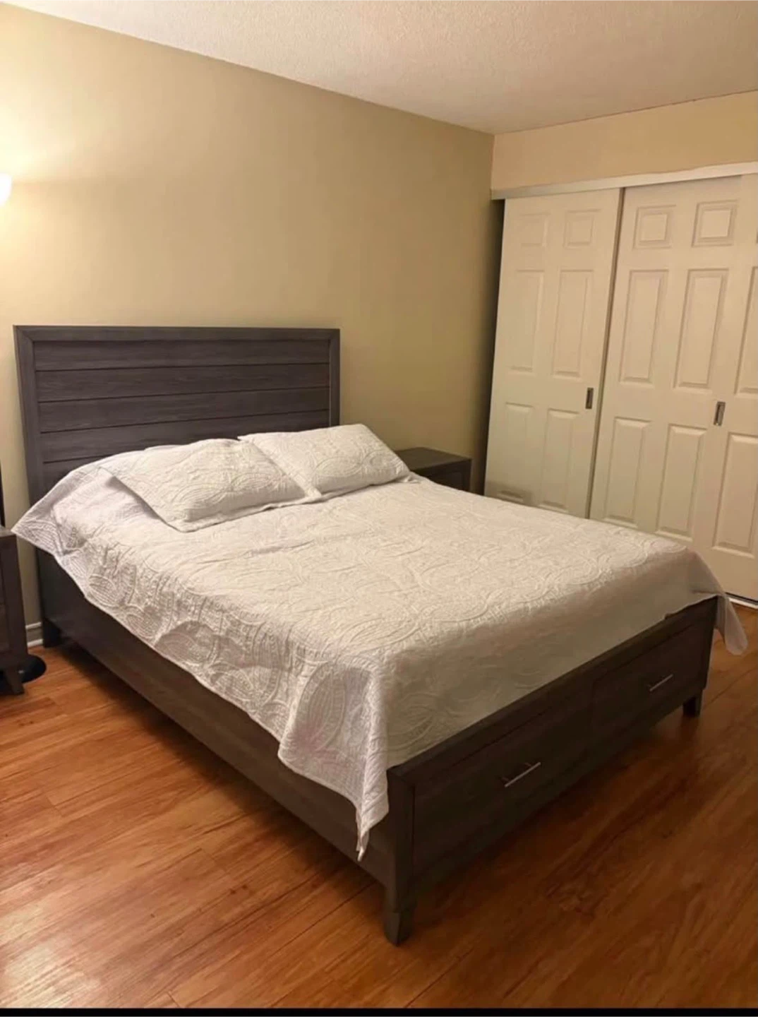 3 pc queen bedroom set+mattress - photo 3