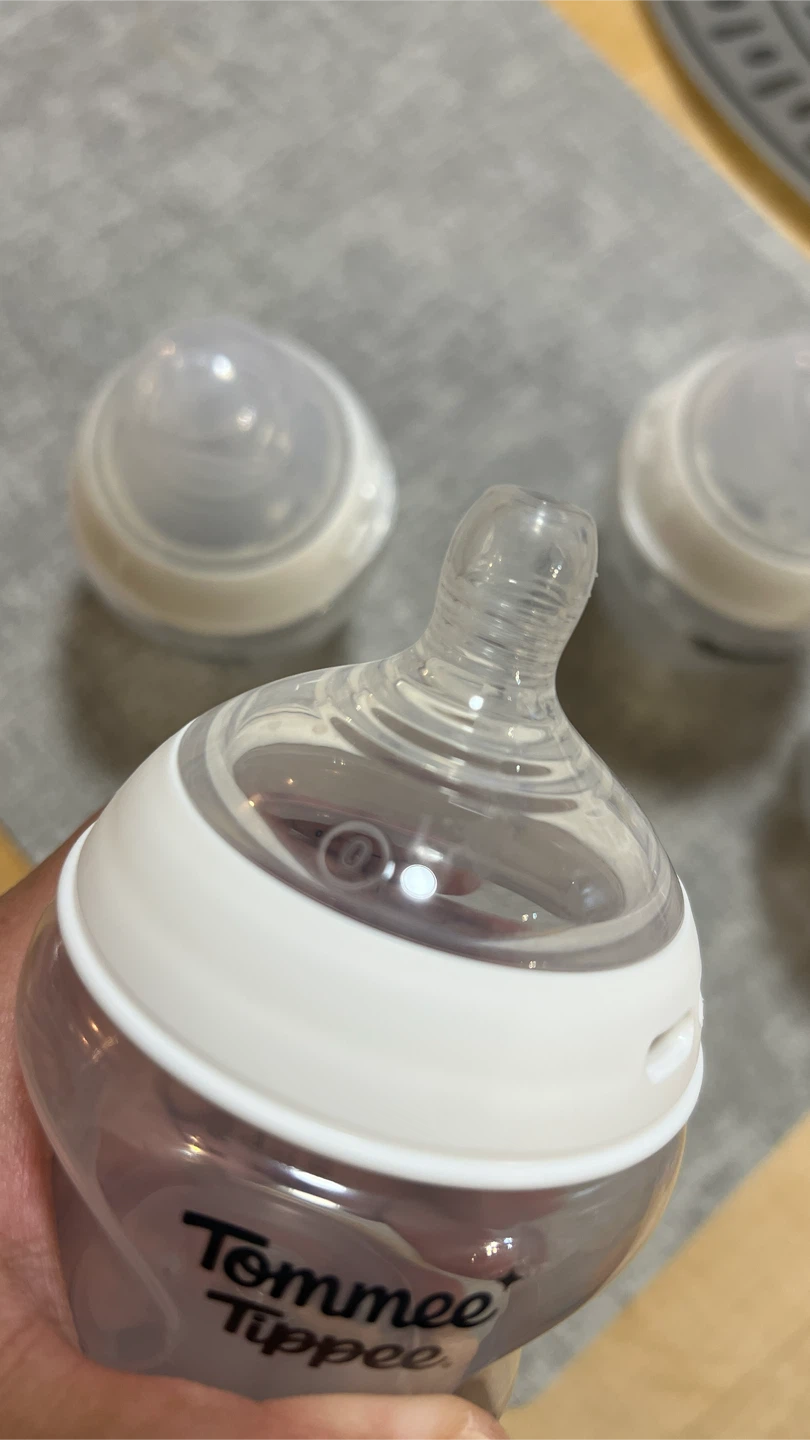 4 Tommee Tippee Baby Bottles 150ml - photo 3