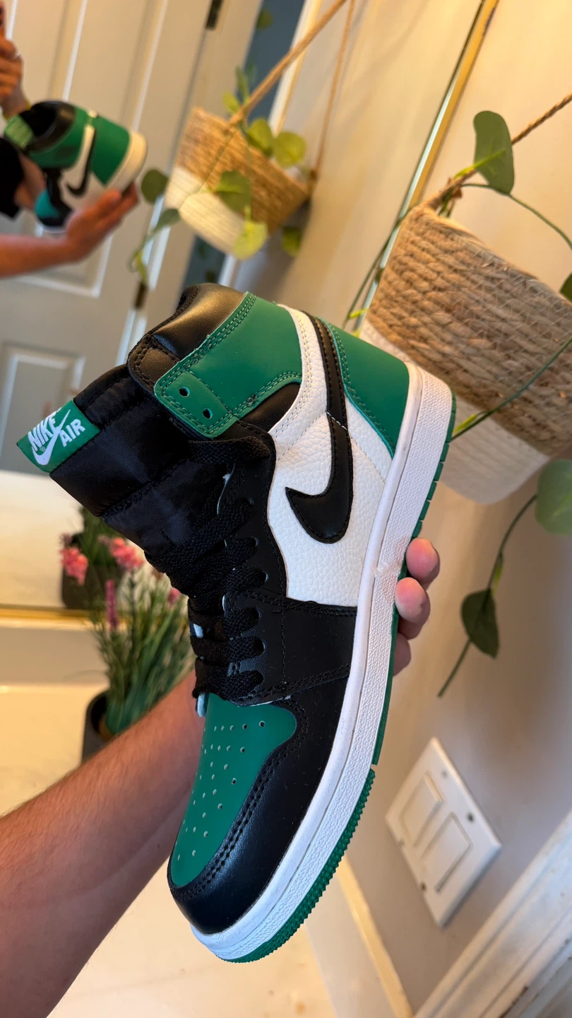 Nike Air Jordan 1 High Pine Green - photo 3