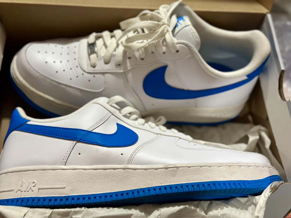 Men’s sneakers