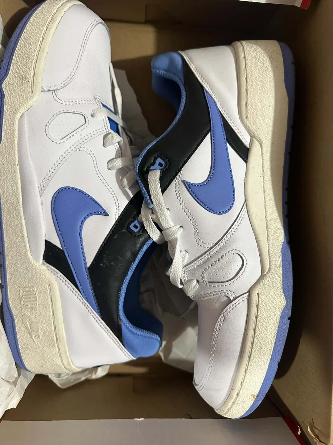 Men’s sneakers