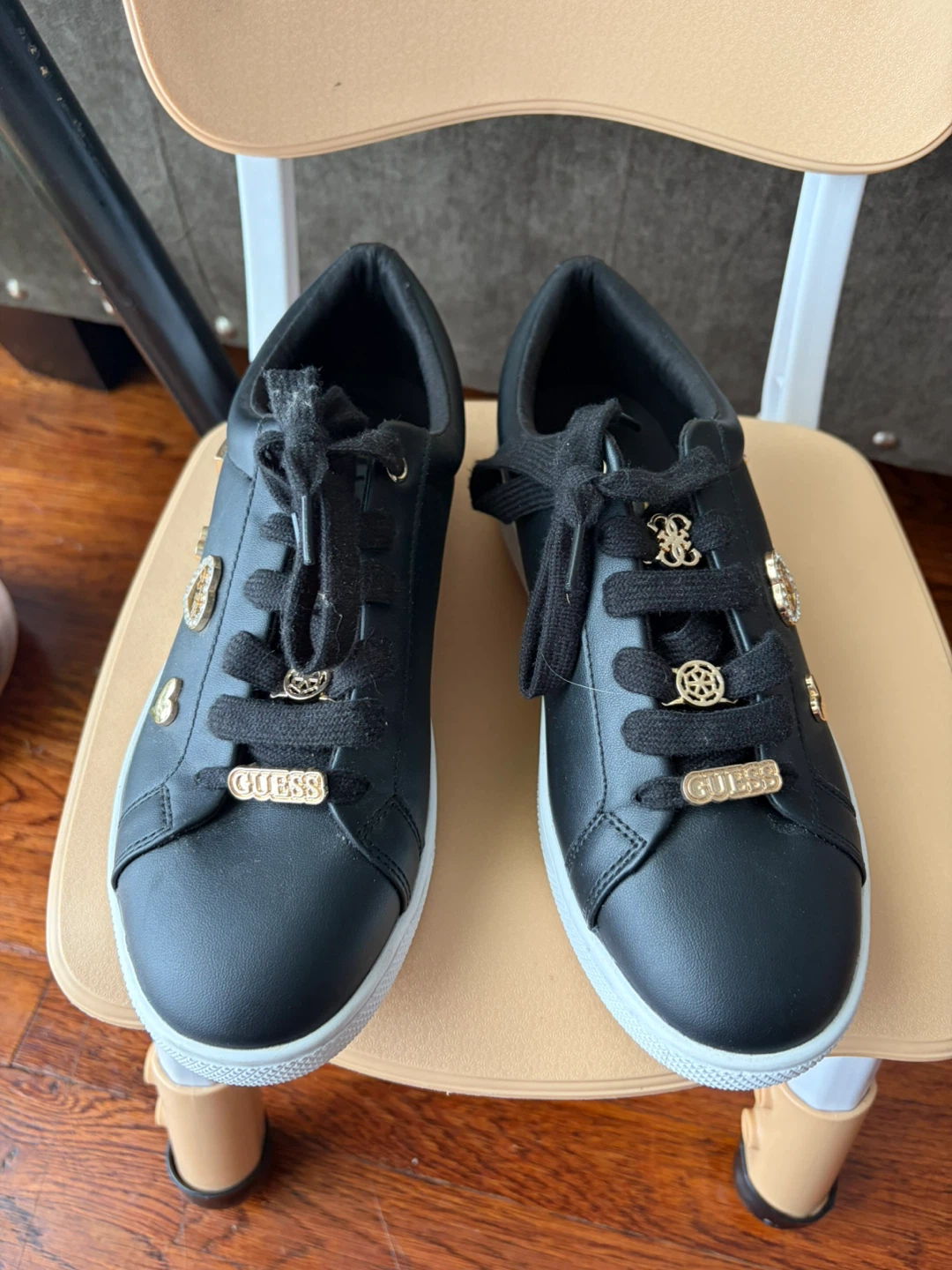 Women’s shoes