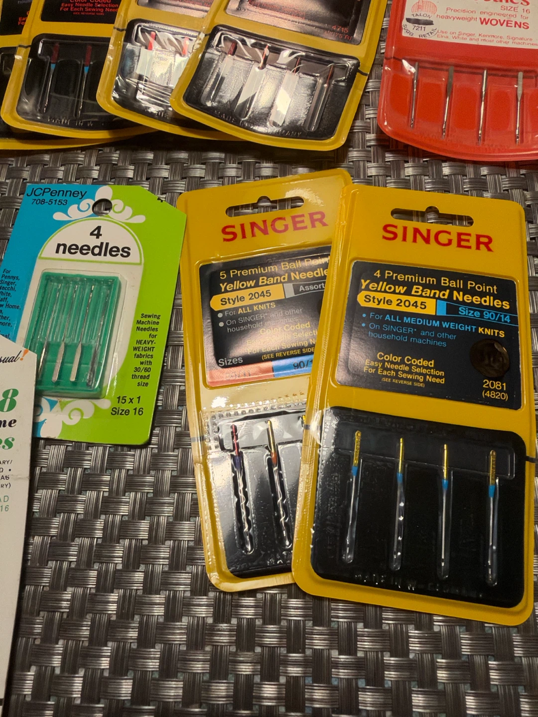 Assorted Vintage Sewing Machine Needles Collection - photo 3