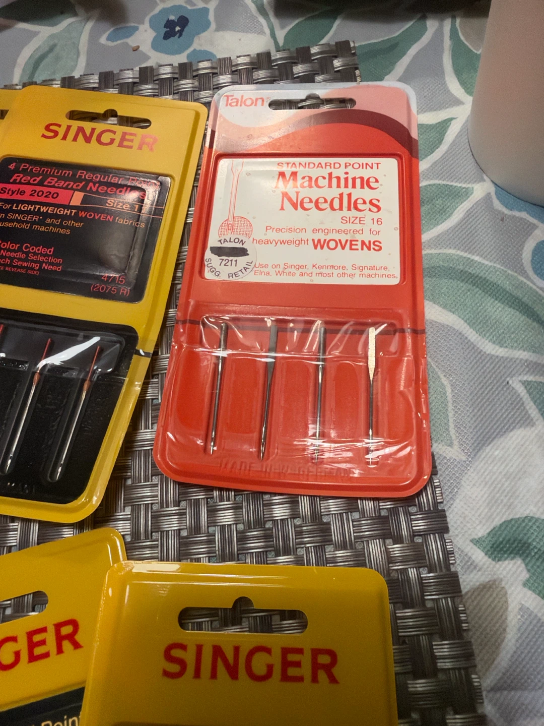 Assorted Vintage Sewing Machine Needles Collection - photo 5