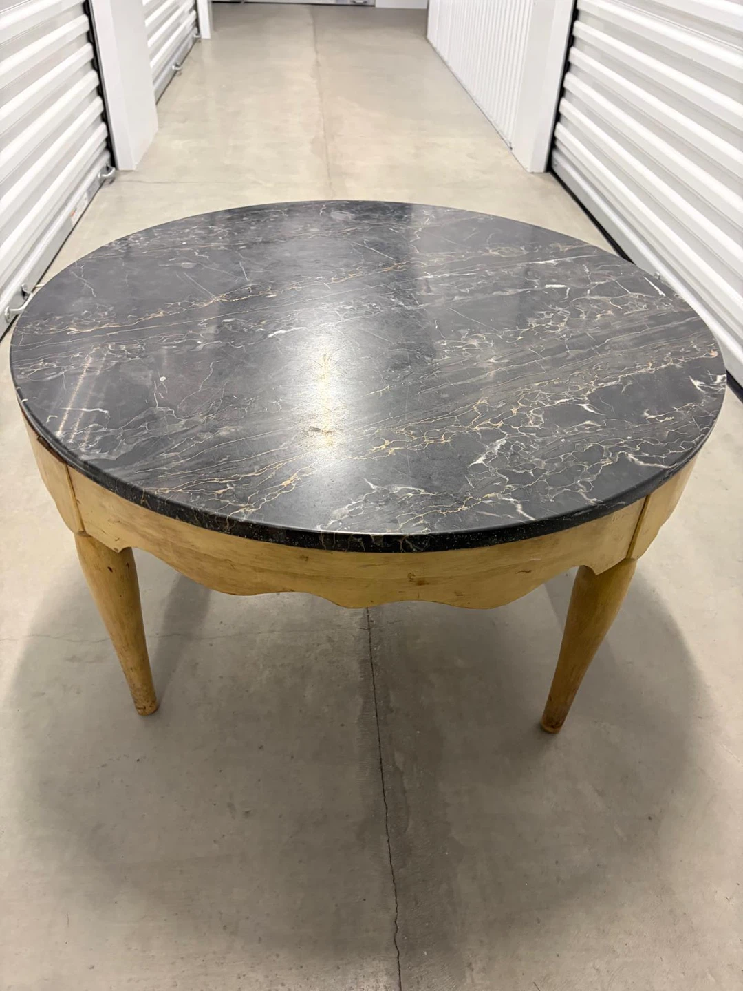 2 round tables for sale - photo 3