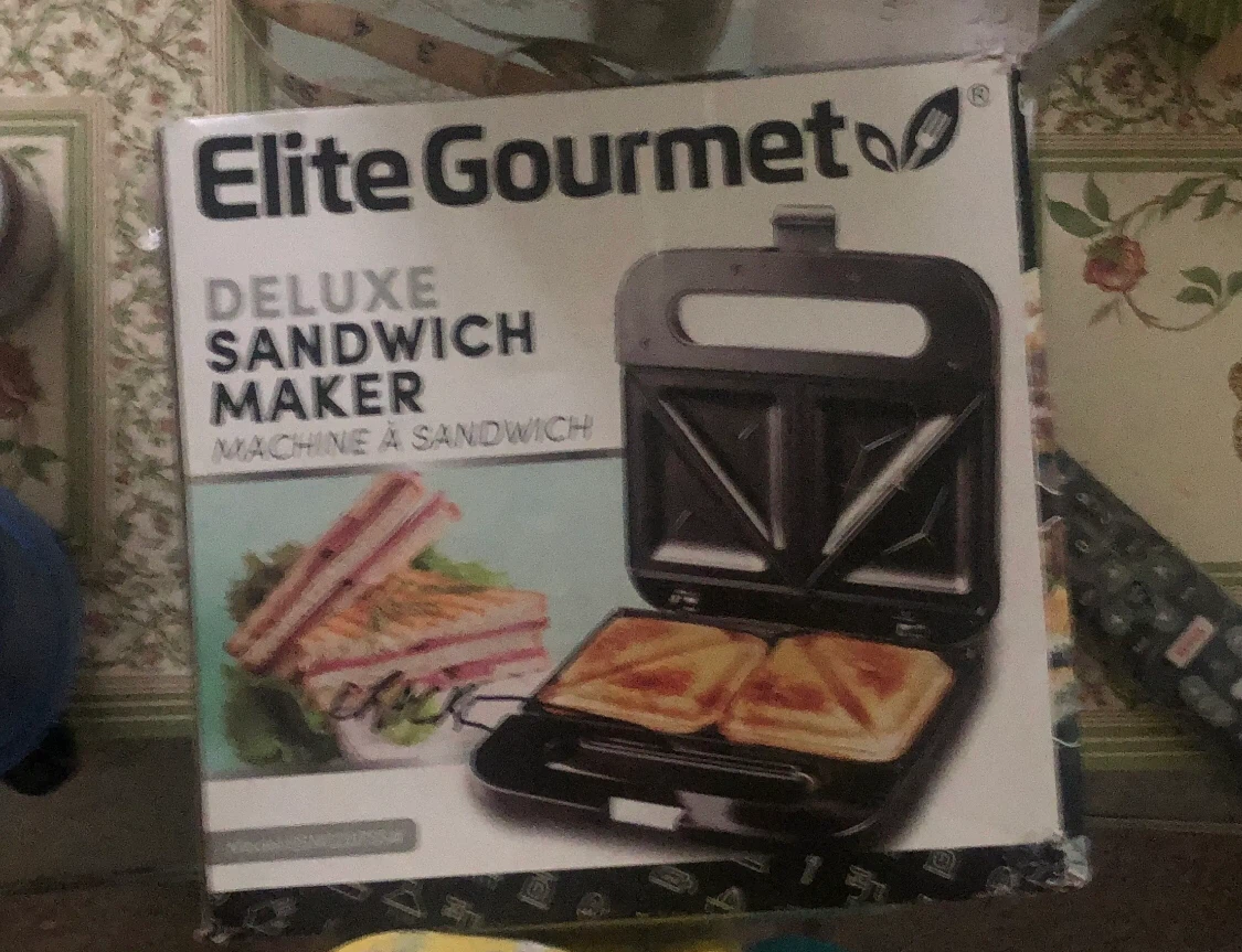 Elite Gourmet Deluxe Sandwich Maker