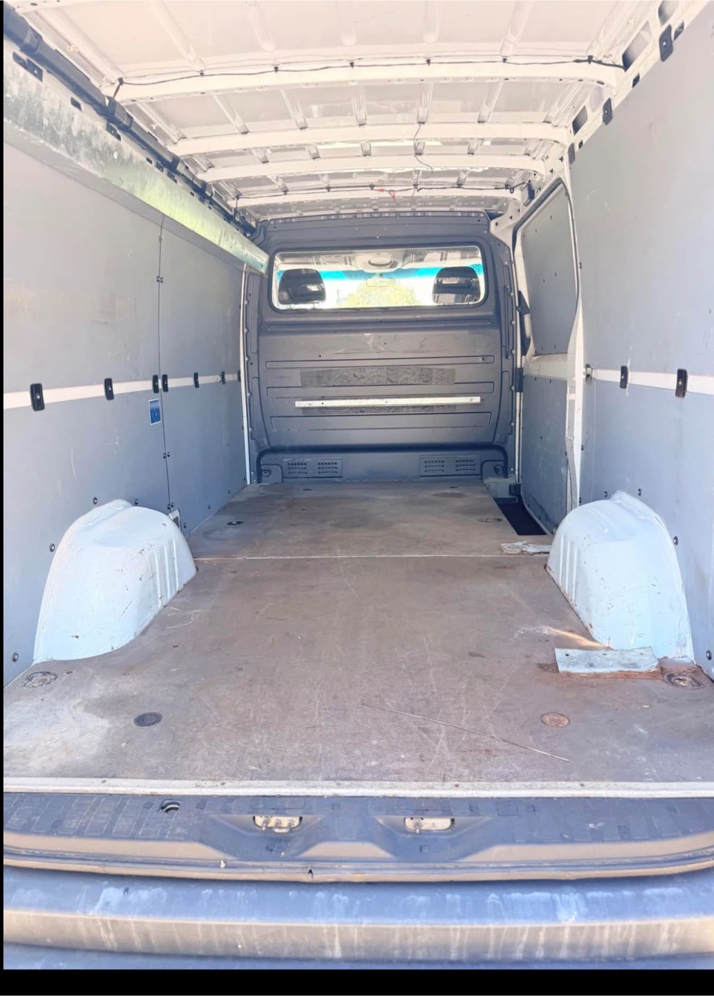 Delivery Mercedes-Benz Sprinter Cargo Van - photo 4