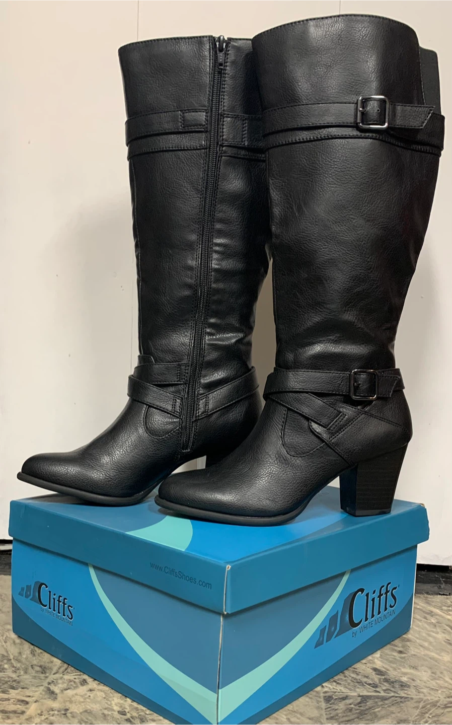 (NEW) Cliffs by White Mountain black boots