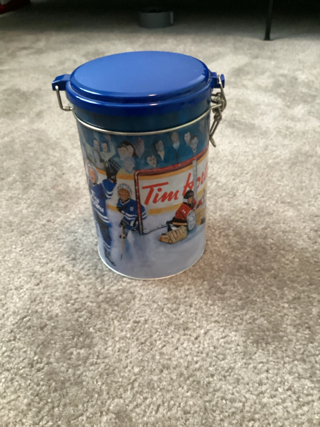 Tim Hortons Hockey Collector Tin