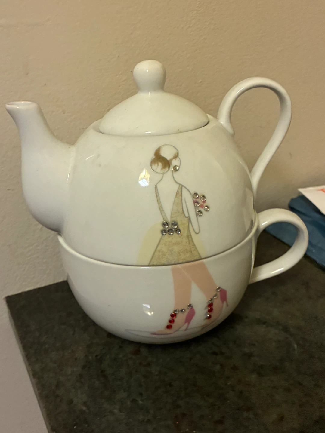 Flapper fashion Verdici Tea for One Lady Teapot & Cup