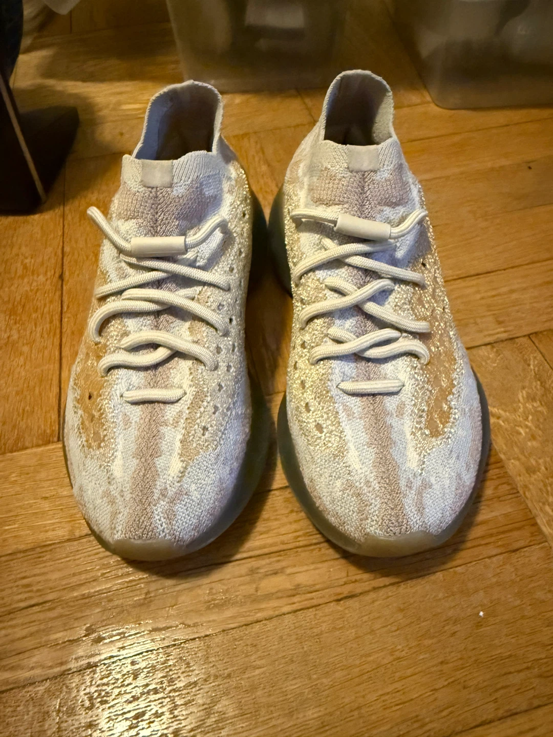Men’s Size US 6 Adidas Yeezy Boost 380 Sneakers - photo 2