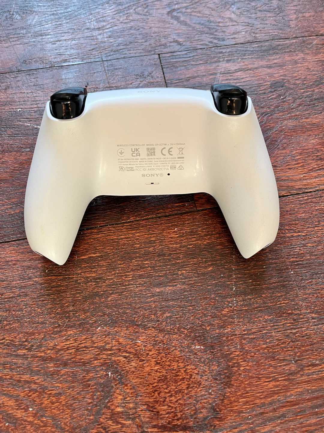 Sony PlayStation 5 DualSense Wireless Controller - photo 2