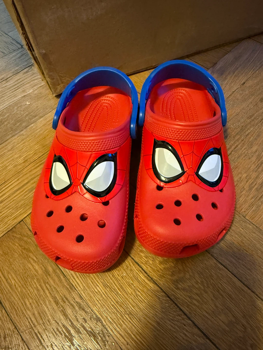 Kids size 3 Marvel Spider-Man Crocs - photo 2