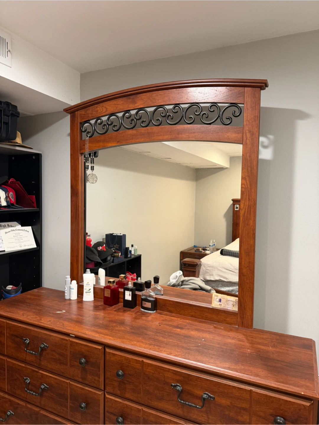 Wooden Dresser with Mirror - photo 4