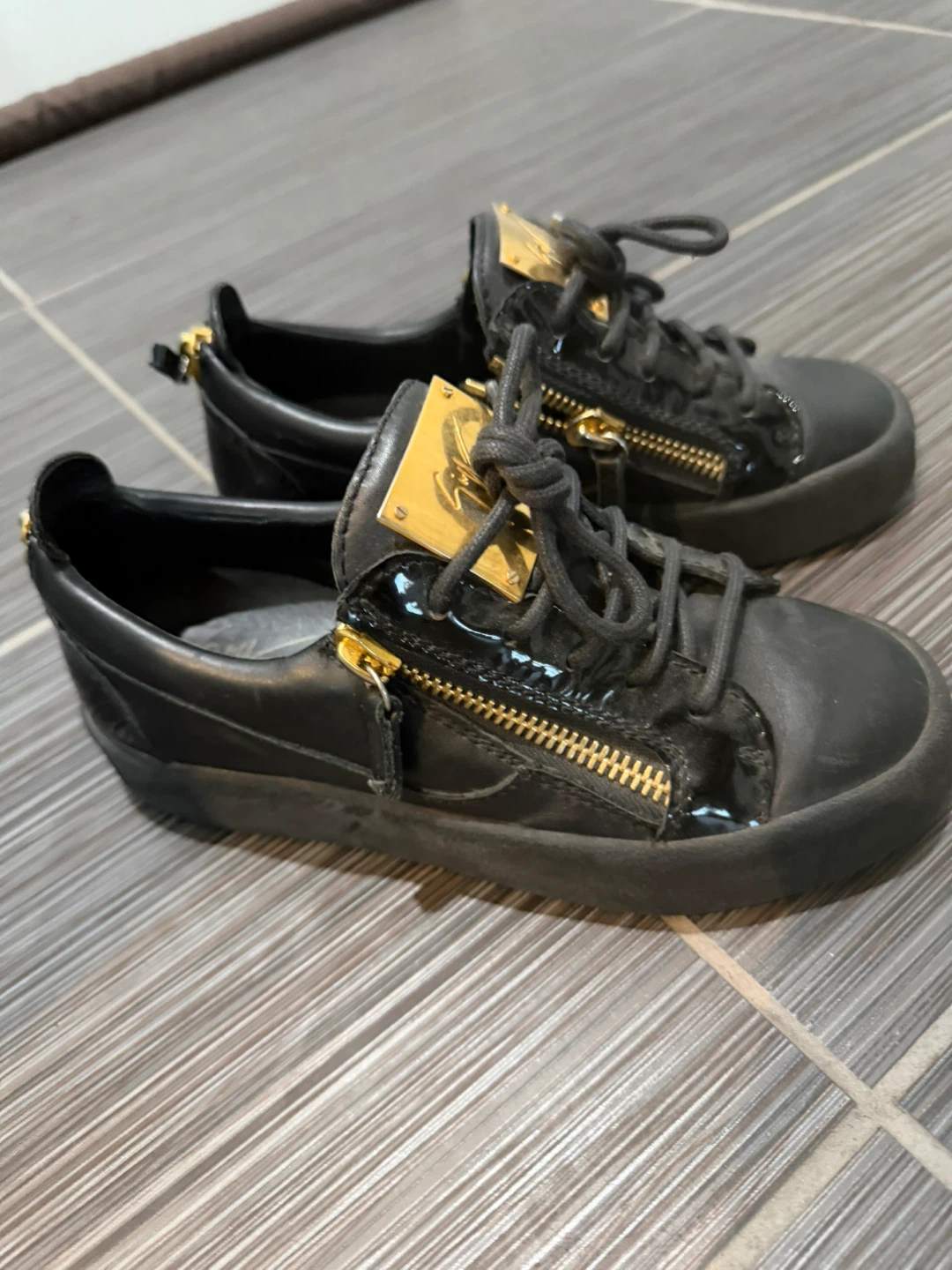 Giuseppe Zanotti black low-top sneakers