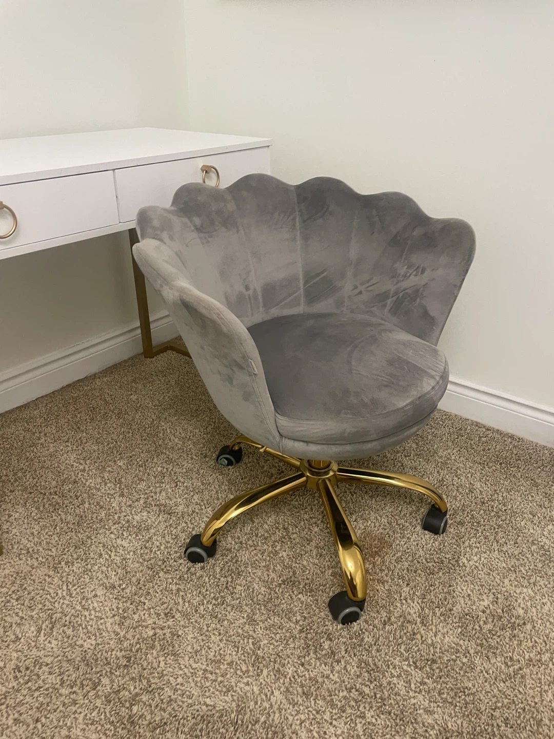 White and Gold Vanity Desk - photo 2