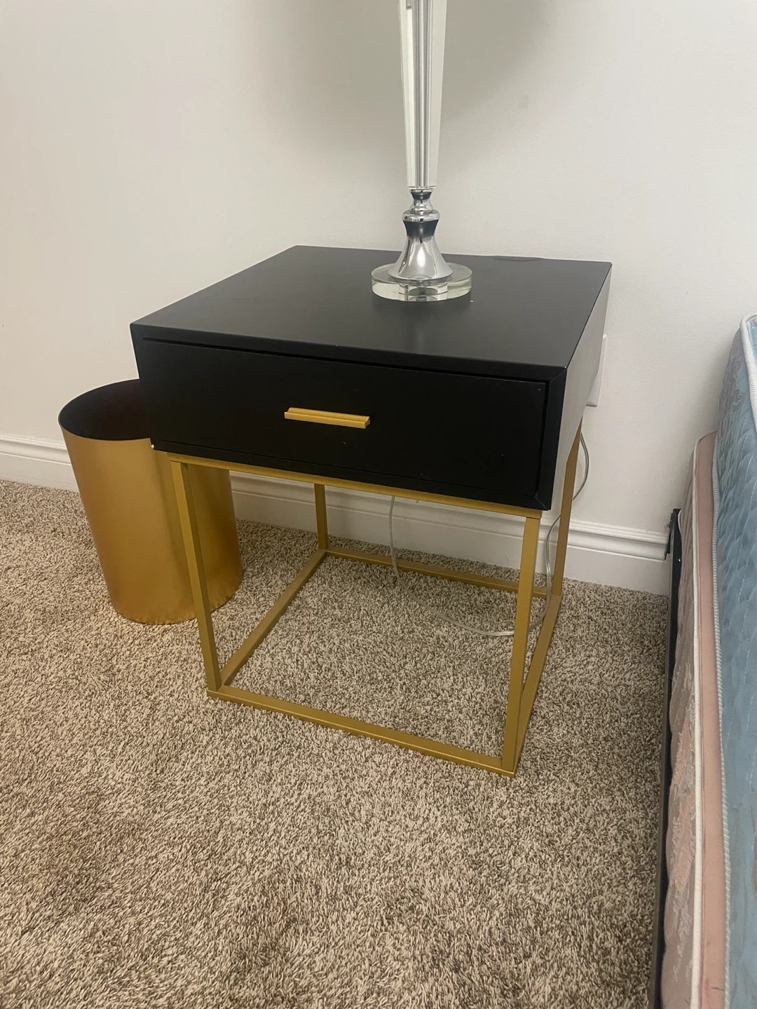 White and Gold Vanity Desk - photo 5