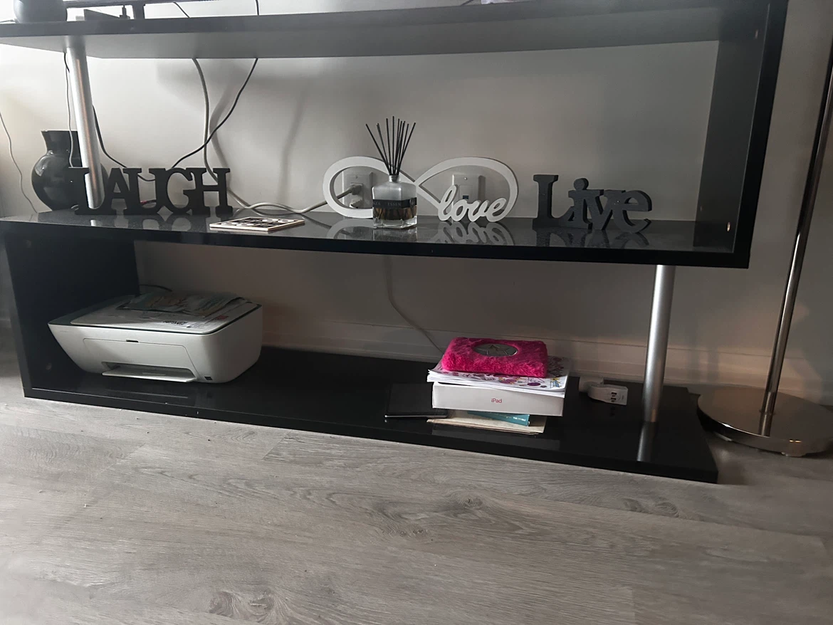 TV Stand - photo 2