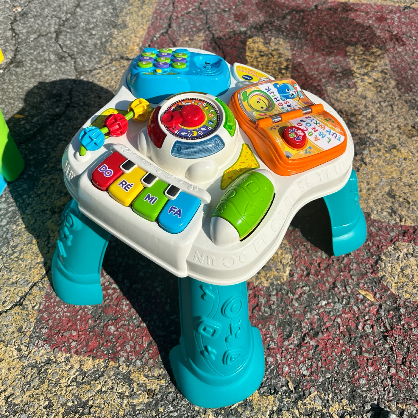 French VTech Baby Activity Learning Table