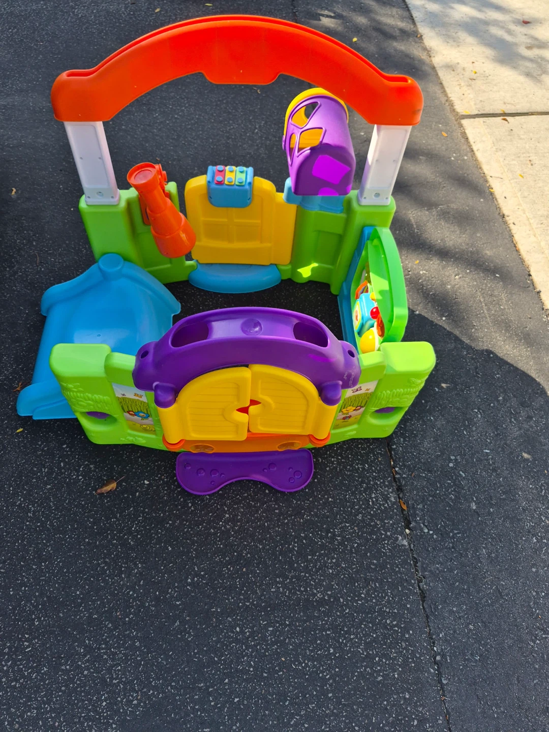 Little Tikes Activity House - photo 3