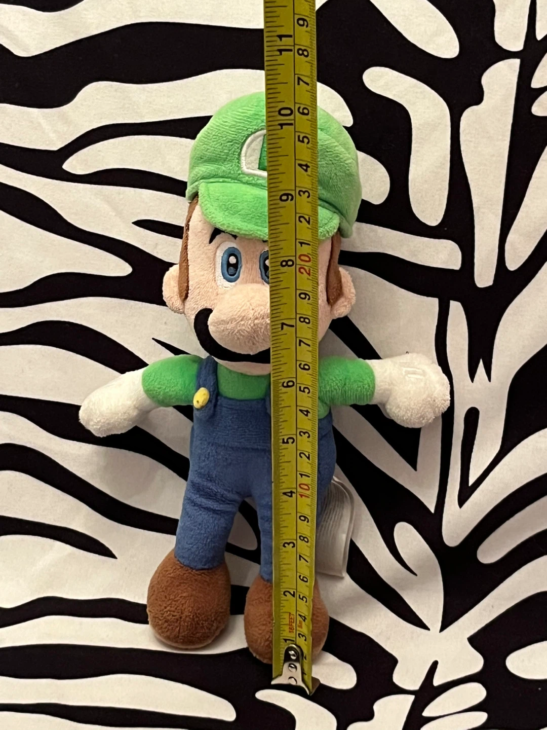 💚 Super Mario Bros 10 inch Luigi Plush Toy 💚 - photo 3
