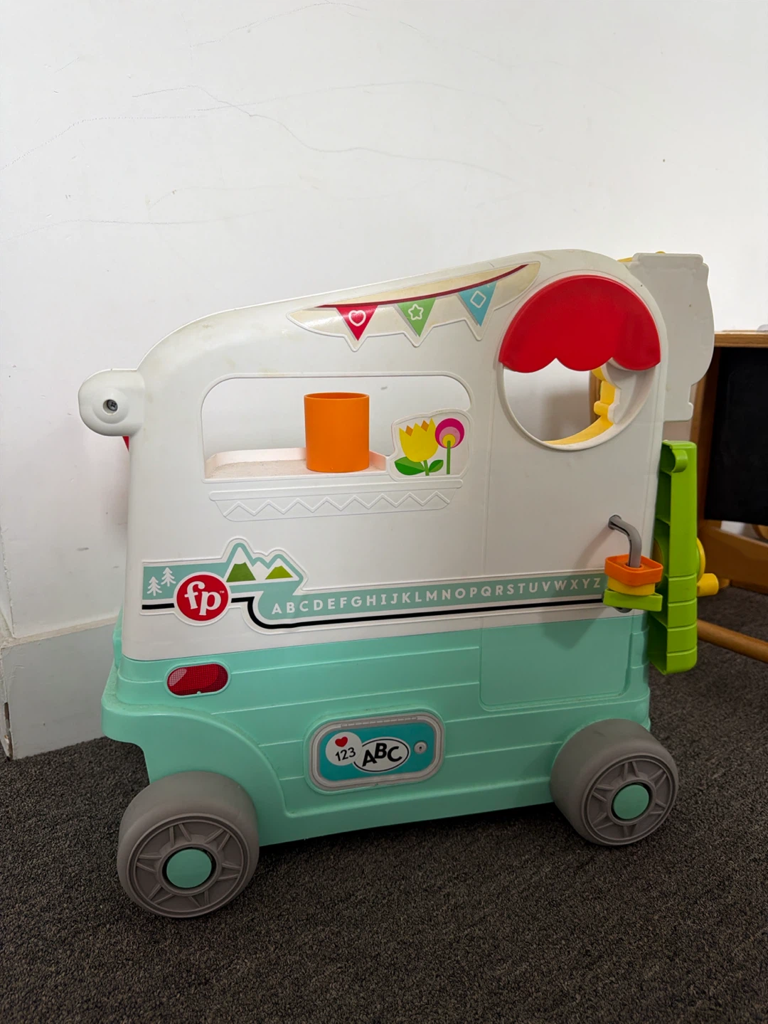Fisher-Price Laugh & Learn Camping Fun Camper - photo 2