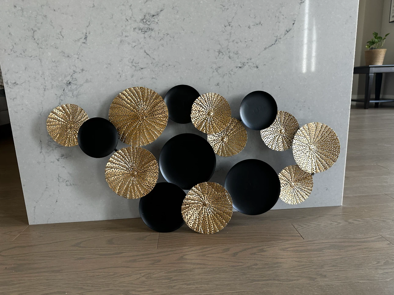 Metal Abstract Wall Art Decor Black and Gold