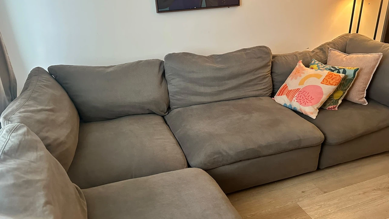4-Piece Modular Grey Sectional: Super Plush, Rearrangeable - photo 4