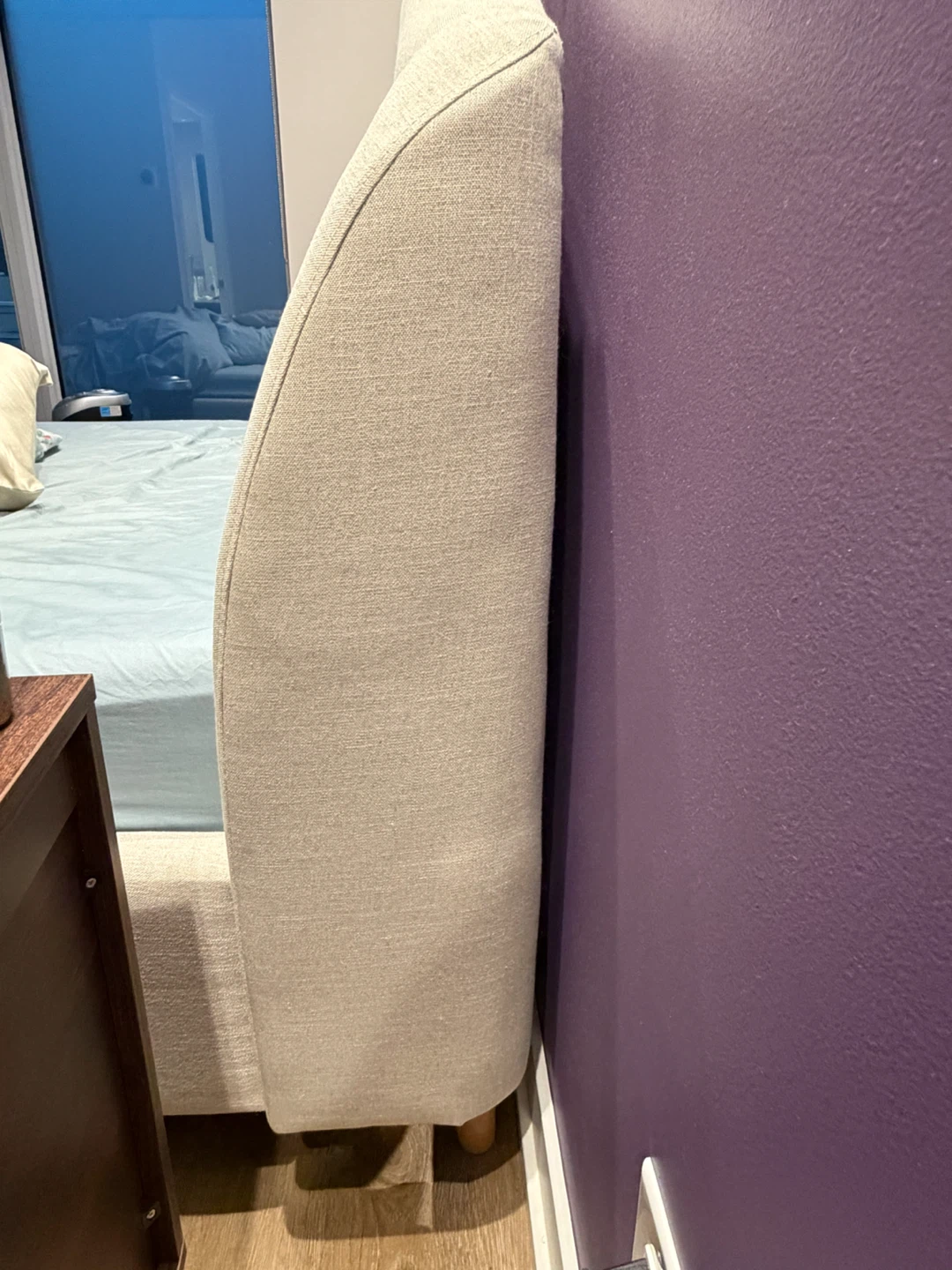 Elegant Beige Queen Bed Frame with Curved Headboard - photo 3