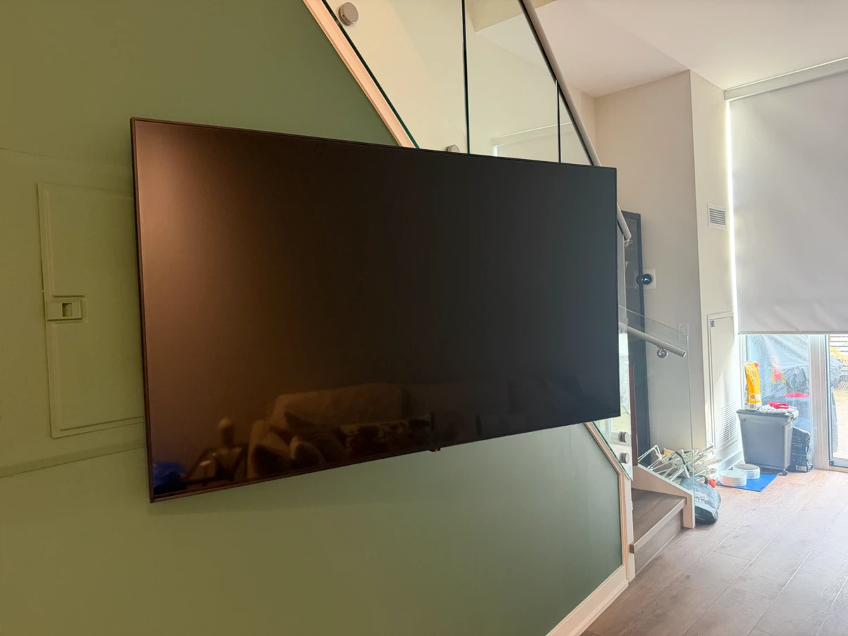 LG Smart Television - photo 2