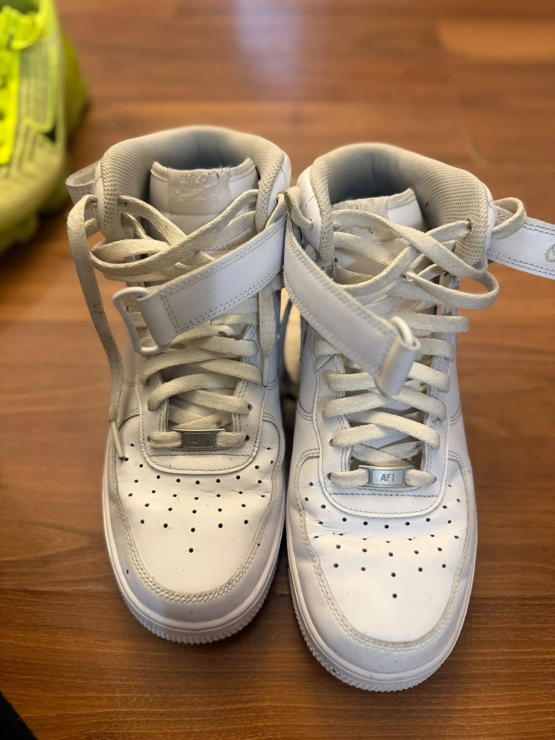 Bundle: Air Jordan 37 Raptors and Nike Air Force 1 Mid, Size 11 - photo 2